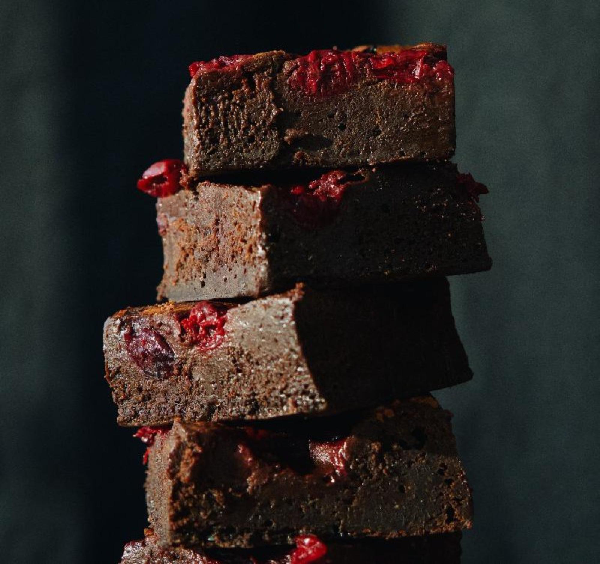 Vişneli Brownie / Dilim